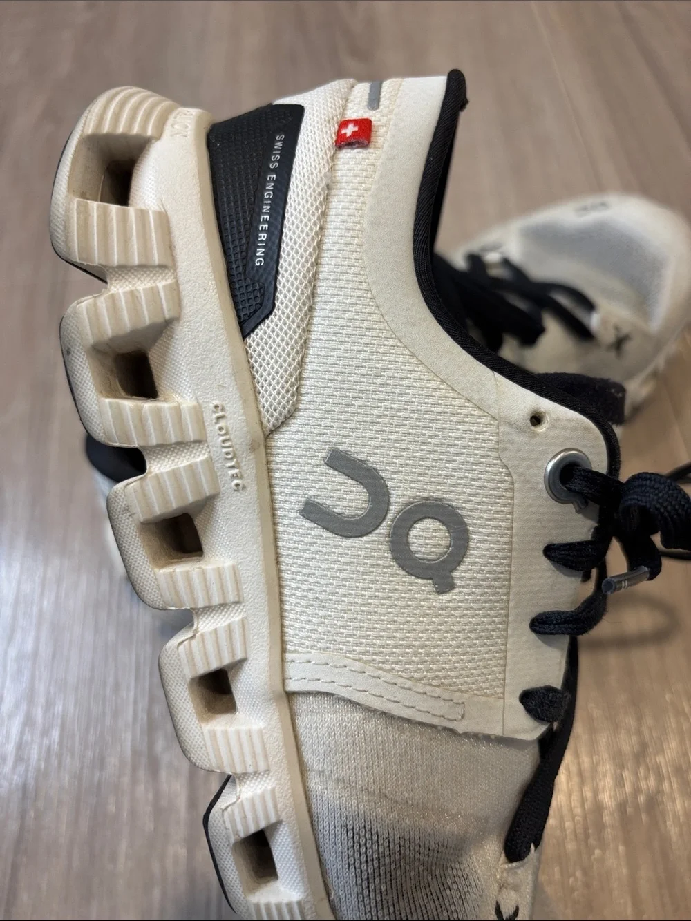 On Cloud X Women’s Size 5 White Mesh Running Athletic Sneaker